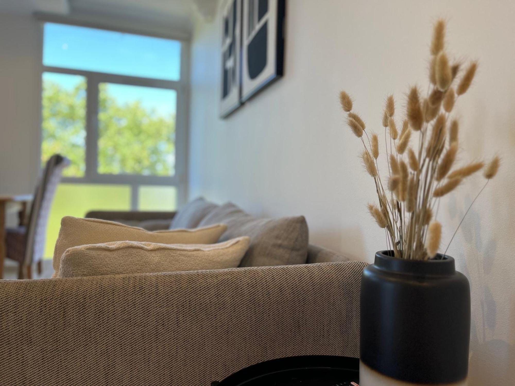 Suite Miramar Брон Екстериор снимка